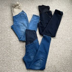 Lot of Medium Maternity jeans